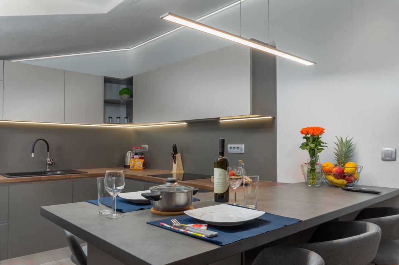 Apartment Ena Near Pula Amphitheater Экстерьер фото