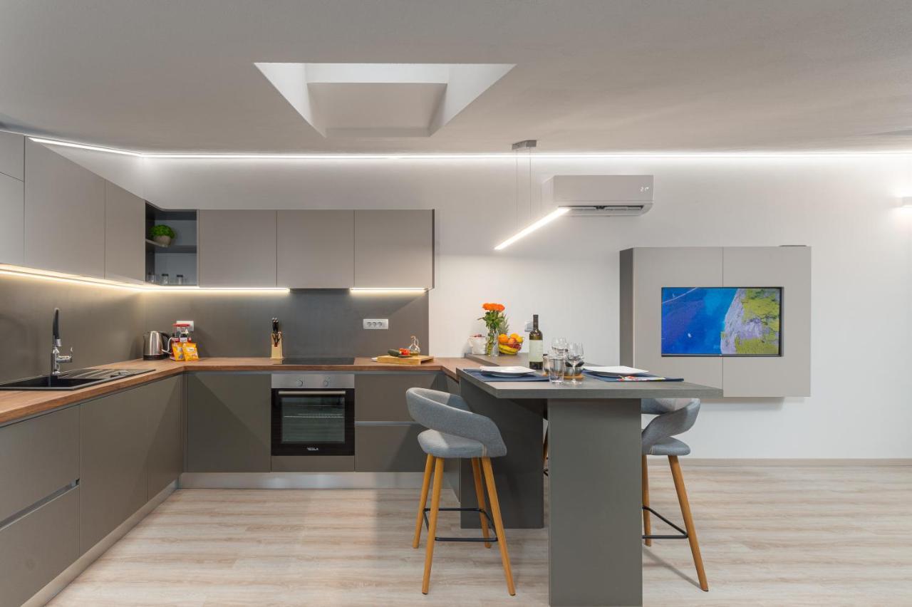 Apartment Ena Near Pula Amphitheater Экстерьер фото