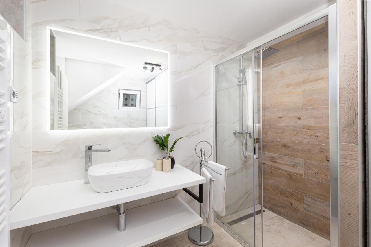 Apartment Ena Near Pula Amphitheater Экстерьер фото