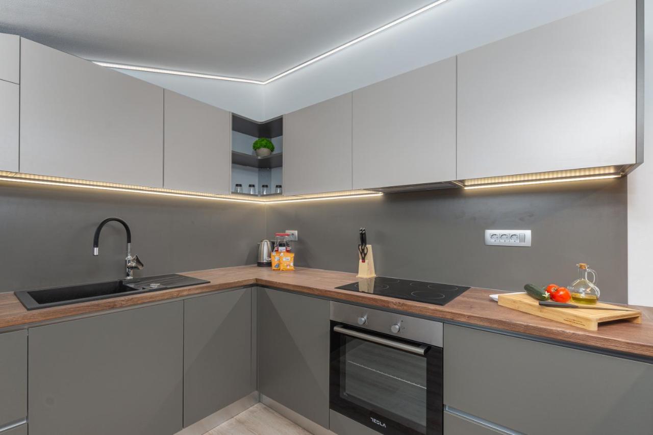 Apartment Ena Near Pula Amphitheater Экстерьер фото