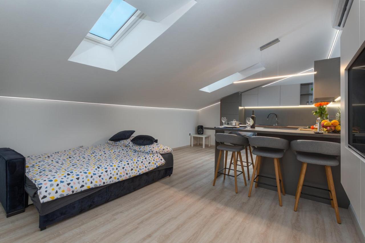 Apartment Ena Near Pula Amphitheater Экстерьер фото